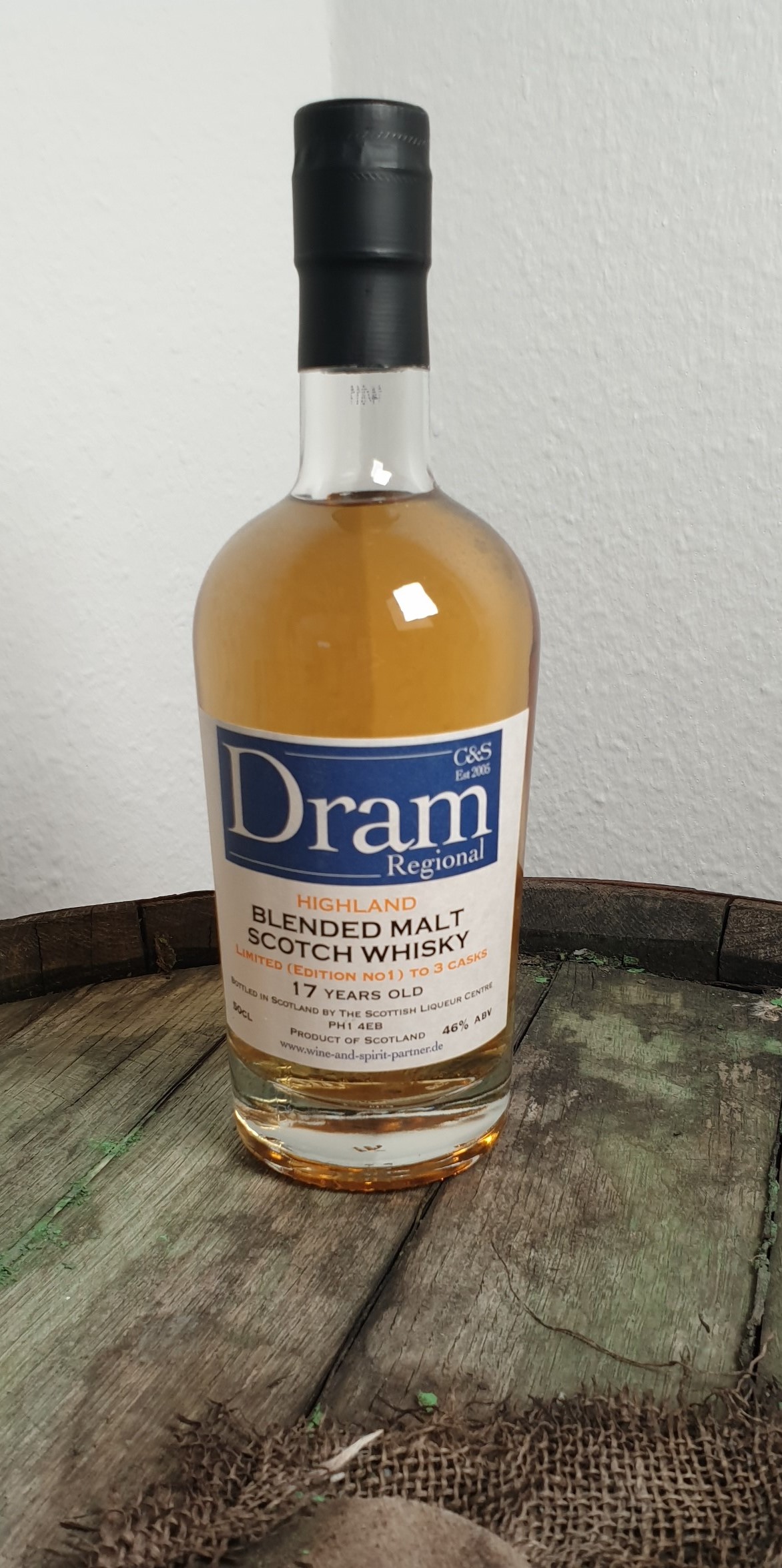 C & S Dram Regional Highland Blended Malt Schotch Whisky 17 y.o